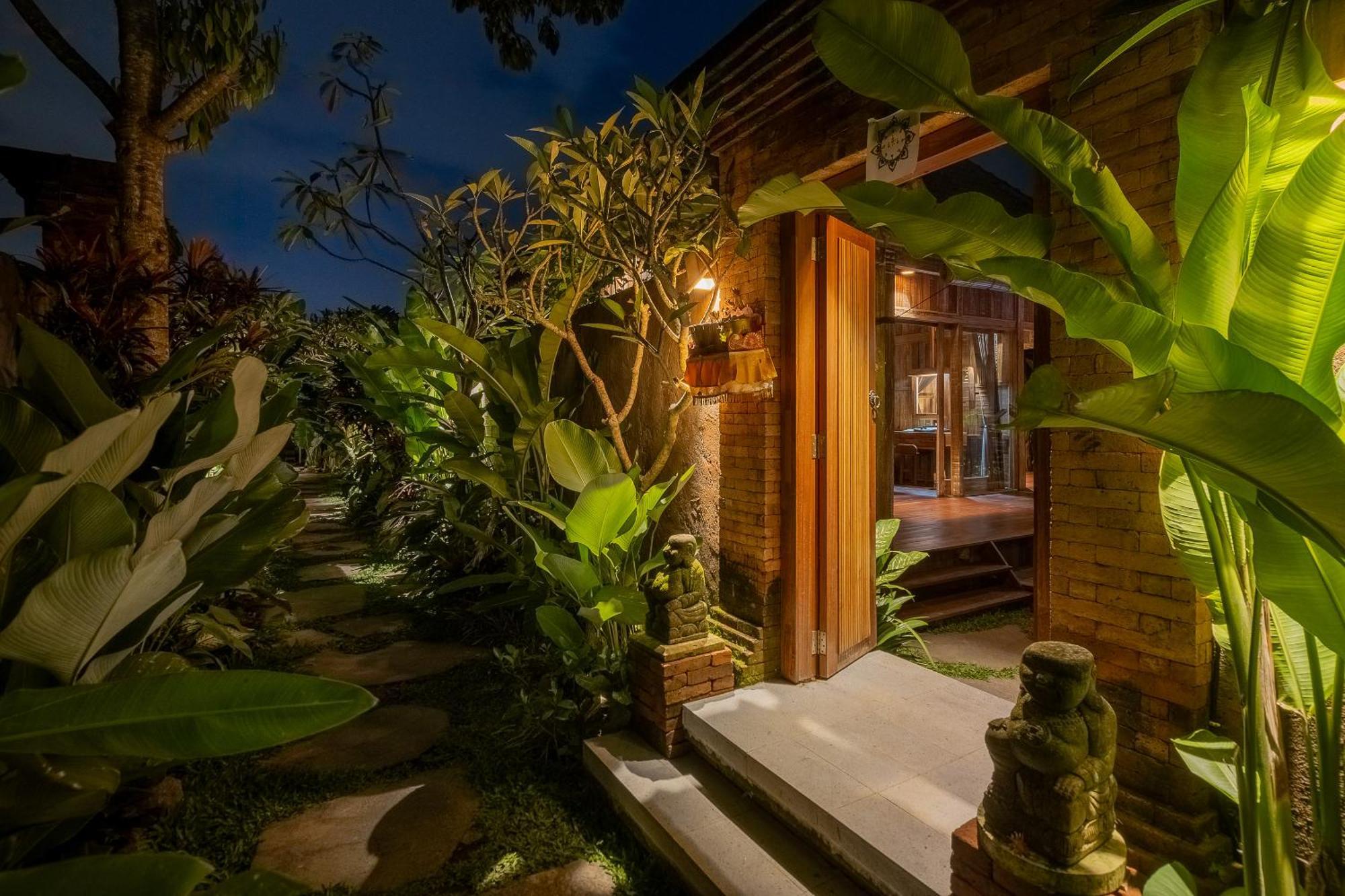 The Ulon Ubud Villa Екстер'єр фото