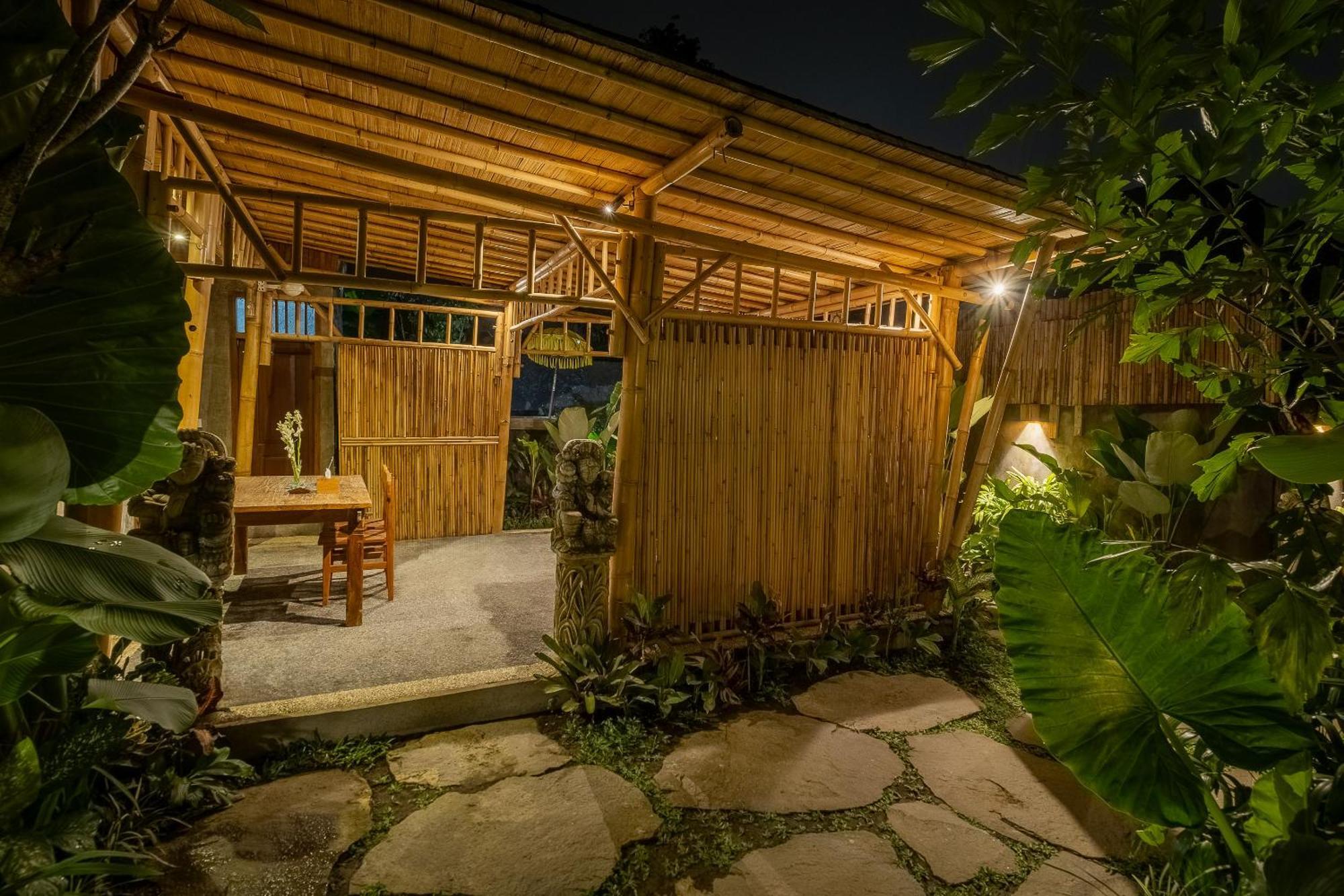 The Ulon Ubud Villa Екстер'єр фото